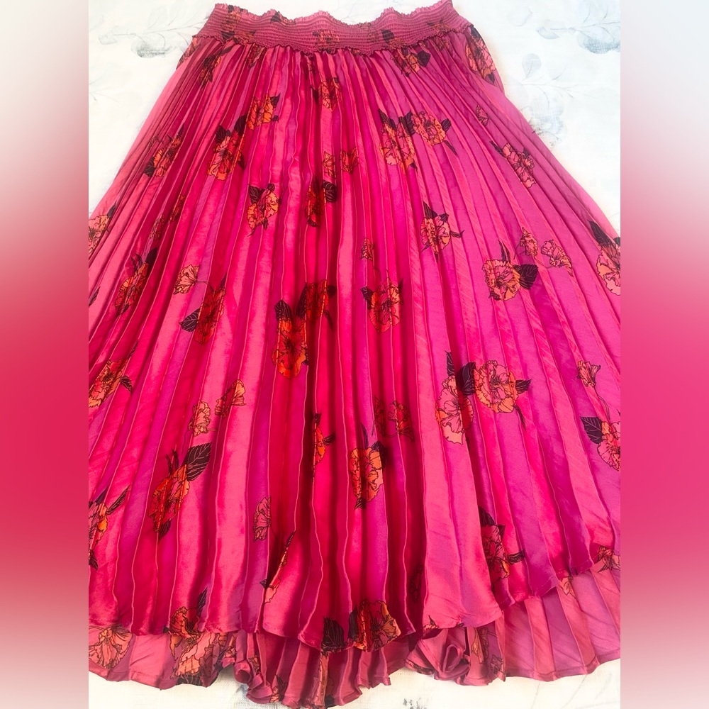 Large Banana Republic Floral Satin Pleated Midi Skirt Size Hot Pink, Flowy - Picture 6 of 13